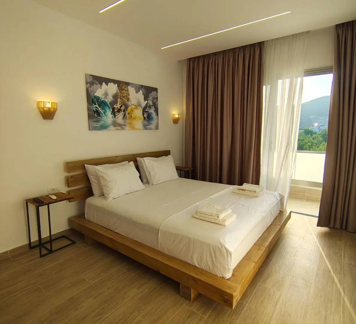 Mario'S Rooms Himarë Oda ve Kahvaltı